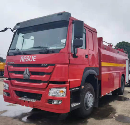 Caminhão de pulverização 10000L da água de alta pressão da luta contra o incêndio de Sinotruk HOWO