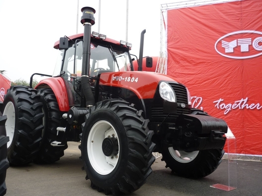 Trator rodado agricultura 50HP-200HP da exploração agrícola YTO-LG1504