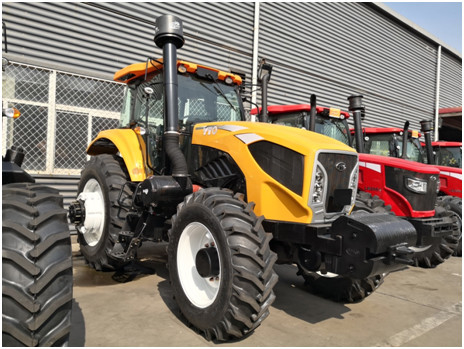 Trator rodado agricultura 50HP-200HP da exploração agrícola YTO-LG1504