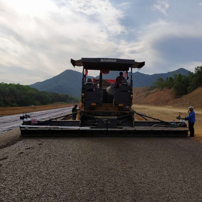 máquinas Asphalt Pavers GYA6000L do planejamento civil de 93kw 6m