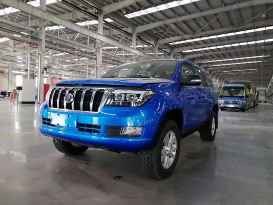 SUV off-road em estoque Grande potência Grande espaço três cores fabricação automotiva tecnologia avançada de motores