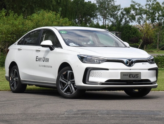 Escala inteligente do carro elétrico 416km de Baic da longa distância do sedan EU5 R500