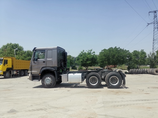 385 cavalos-força Sinotruk Howo 6x4 usaram os caminhões resistentes 6x4 ZZ4257N3247C1