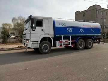 10 Euro usado cúbico 3 do caminhão de tanque 173HP da água do óleo diesel do medidor