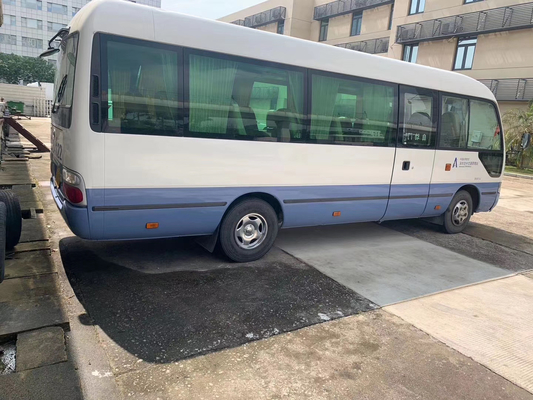Euro 4,0 3 diesel de Seater do ônibus 23 do passageiro da pousa-copos de 4.0L 100kw Toyota