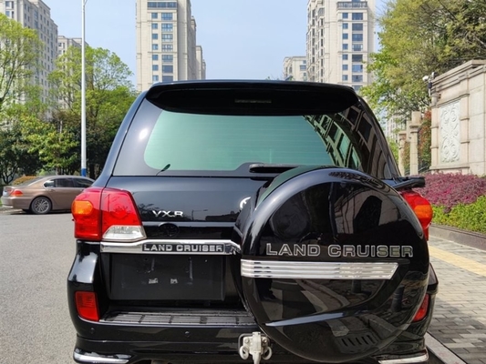 Distância entre o eixo dianteira e traseira SUV luxuoso usado 2850mm
