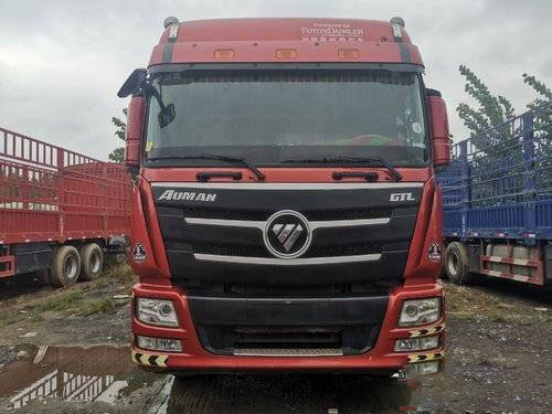 Velocidade 2016 usada do caminhão de reboque 12 da caixa da carga de Cummins 350HP Foton