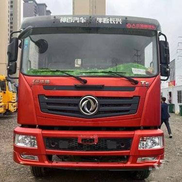 Yuchai Dongfeng Crane Used Heavy Duty Trucks RAPIDAMENTE manual de 9 velocidades