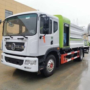 Dongfeng Duolika D9 usou o caminhão de tanque da água