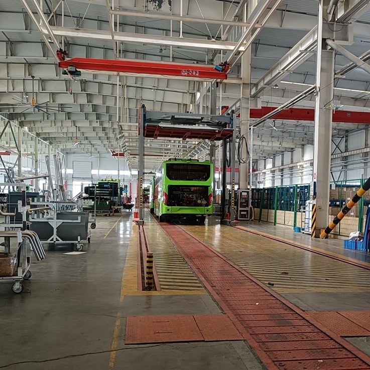 A cadeia de fabricação do ônibus de SKD CKD personalizou a frequência para a planta de produção do ônibus